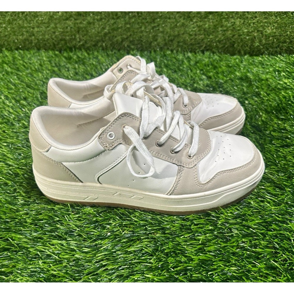 American Eagle Low Top Lace-Up Sneakers White/Beige Women's Athletic size 10